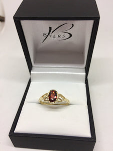 9ct Yellow Gold & Garnet Celtic Ring #22066